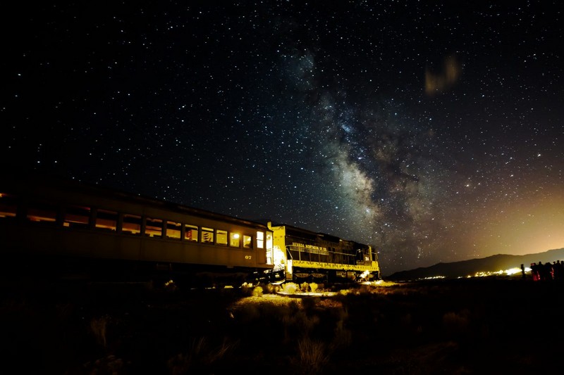 Tạp chí Wanderlust Tips Great Basin Star Train: Chuyến du hành đến những vì sao đêm