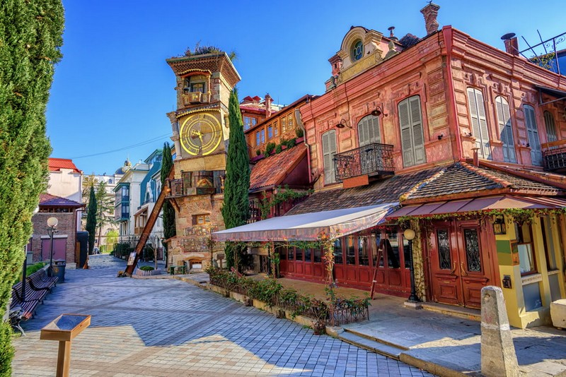 Tạp chí Du lịch Wanderlust Tips Đến thăm thủ đô Tbilisi cổ kính của Georgia