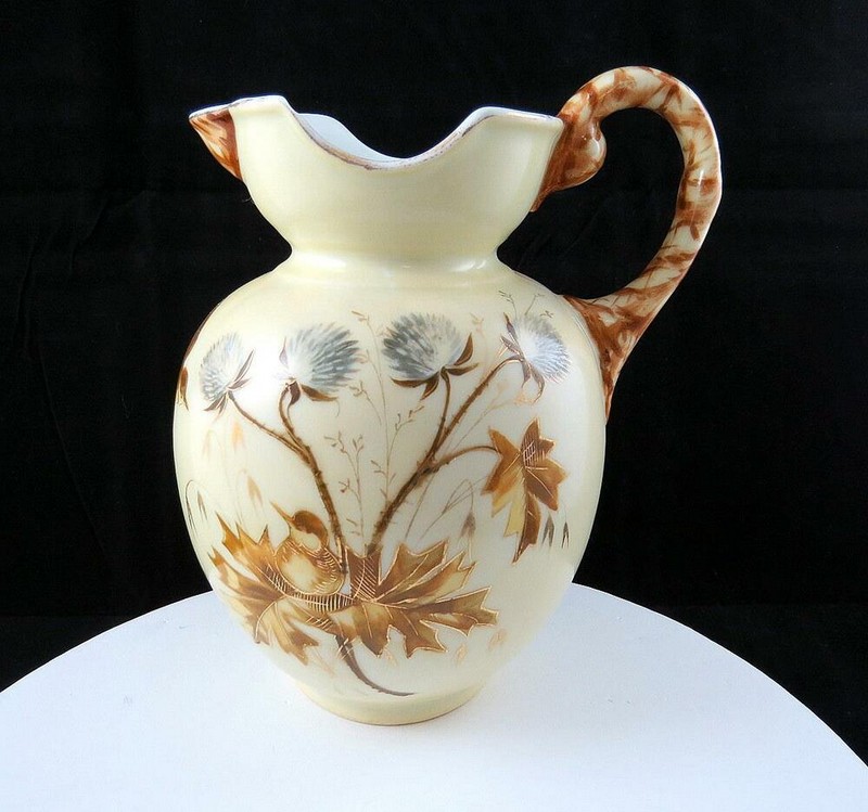 Wanderlust Tips goi y nhưng mon qua luu niem mang dam sac mau nuoc ao 04