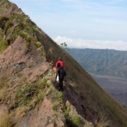 Wanderlust Tips hanh trinh kham pha nui lua o bali va java indonesia 11