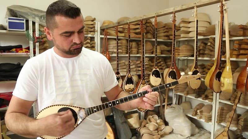 Những món quà lưu niệm độc đáo chỉ có thể mua ở Albania 6 Tạp chí Du lịch Wanderlust Tips Những món quà lưu niệm độc đáo chỉ có thể mua ở Albania