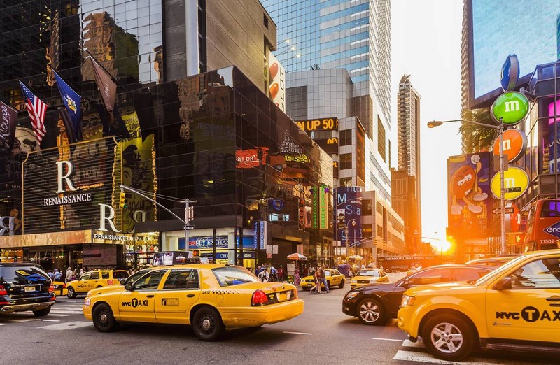 Tạp chí Du lịch Wanderlust Tips Yellow Cab: Biểu tượng đặc trưng trên đường phố New York