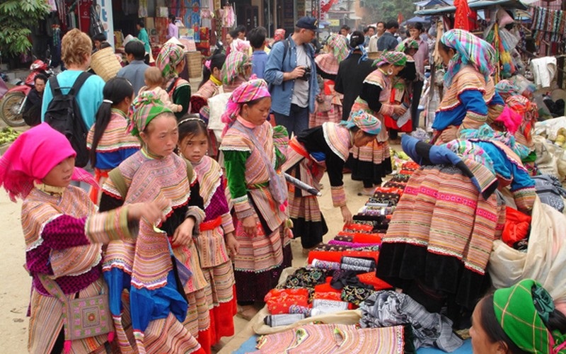 tạp chí Wanderlust Tips | 4 phiên chợ đi là nhớ ở Lào Cai