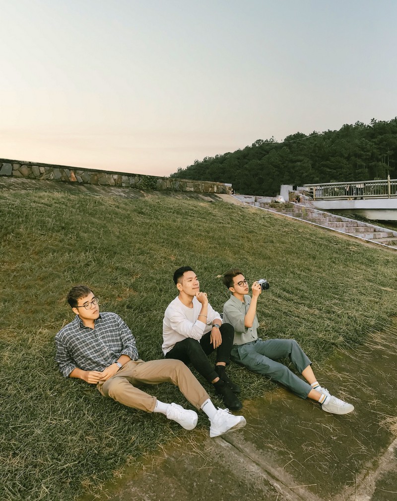 Tạp chí Du lịch Wanderlust Tips | Bật mí những kiểu chụp ảnh đẹp khi du lịch cùng bạn thân