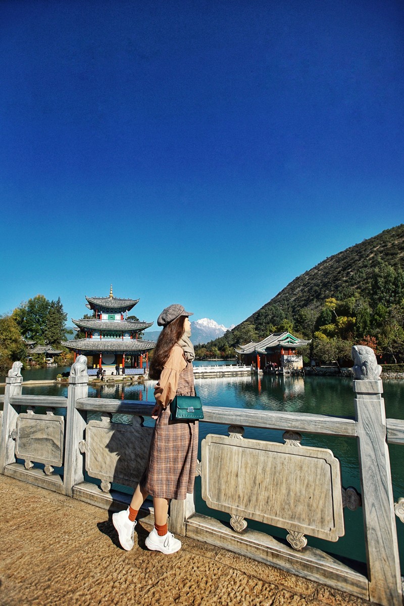 Tạp chí Du lịch Wanderlust Tips | Cô gái 25 tuổi và hành trình du lịch Lệ Giang, Shangrila