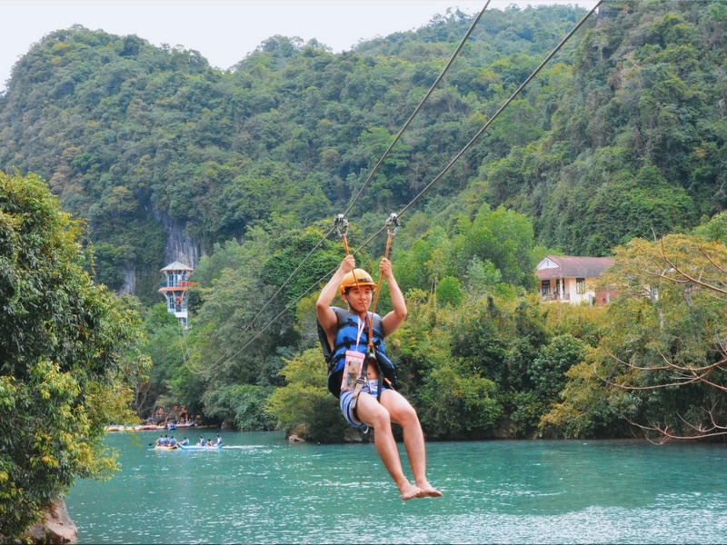 wanderlust tips co mot quang binh dep tuyet trong mat ke si tinh 10