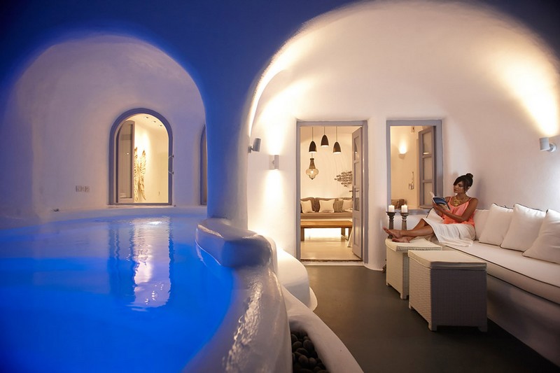 Tạp chí Du lịch Wanderlust Tips | Dana Villas Infinity Suites: Đắm chìm trong làn nước tại bể bơi bí mật