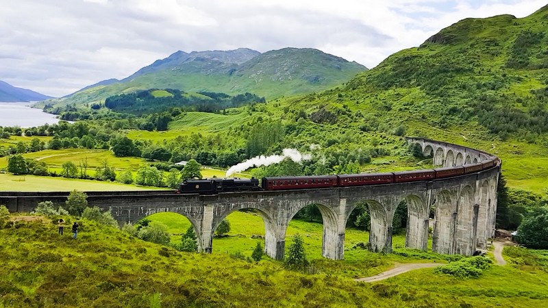 Tạp chí Du lịch Wanderlust Tips | Hành trình khám phá thế giới phép thuật của Harry Potter