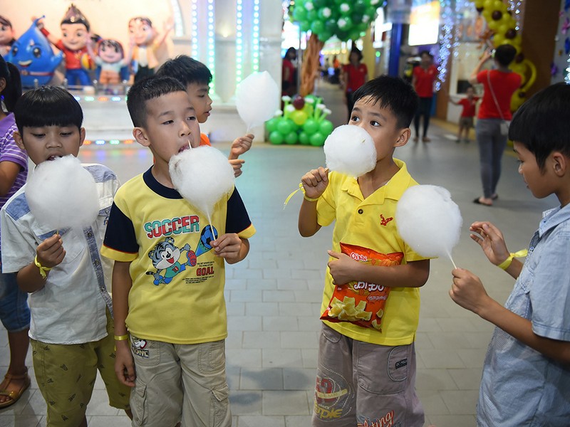 tạp chí wanderlust tips kẹo bông cô tiên