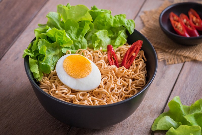 tạp chí wanderlust tips Mì gói và những câu chuyện chưa kể ở đất nước “Mặt trời mọc”