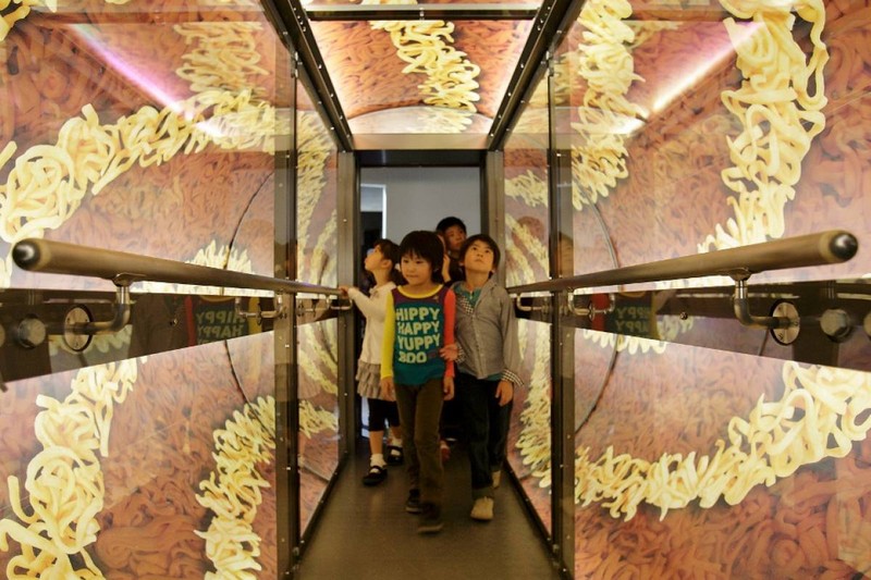 wanderlust tips lich su ra doi mi goi 05