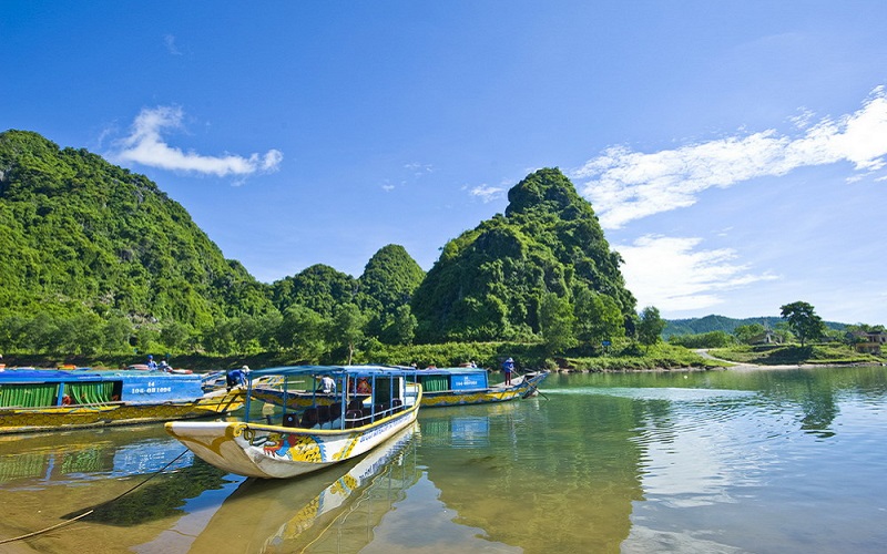 Tạp chí Du lịch Wanderlust Tips | Gợi ý những điểm đến đẹp bình yên khi du lịch Quảng Bình