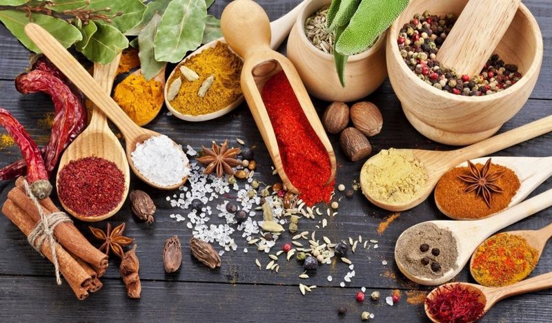 wanderlust tips nhung mon qua y nghia tu chuyen du lich an do 6