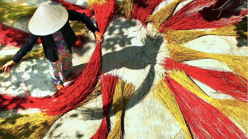 Viết khúc tâm tình nơi làng nghề dệt chiếu Hới 8 wanderlust tips viet khuc tam tinh noi lang nghe det chieu hoi 1