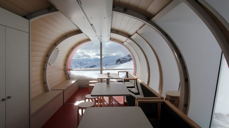 Tạp chí Du lịch Wanderlust Tips LEAPrus 3912: Khách sạn độc đáo ở độ cao 3912m