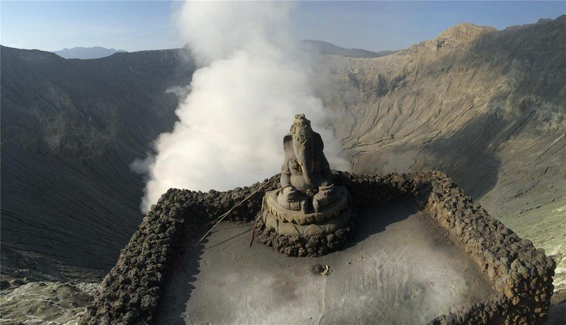 Wanderlust Tips hanh trinh kham pha nui lua o bali va java indonesia 04