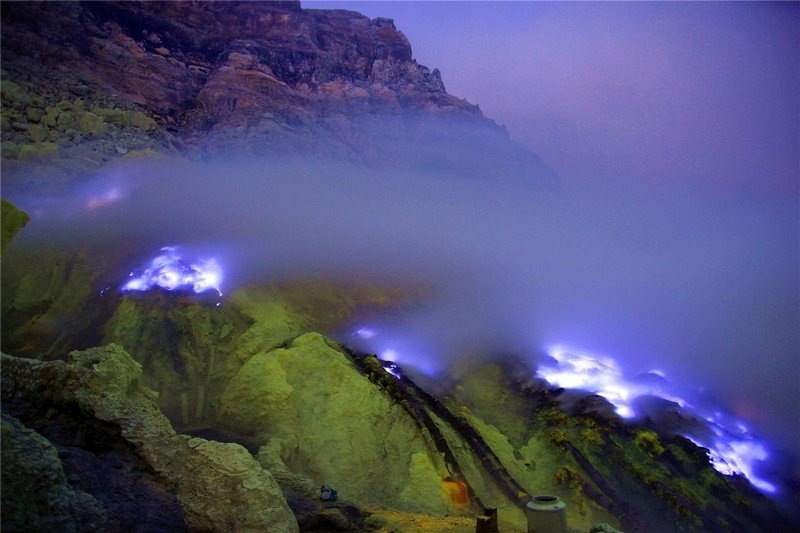 Tạp chí Du lịch Wanderlust Tips Hành trình khám phá núi lửa ở đảo Bali và Java, Indonesia