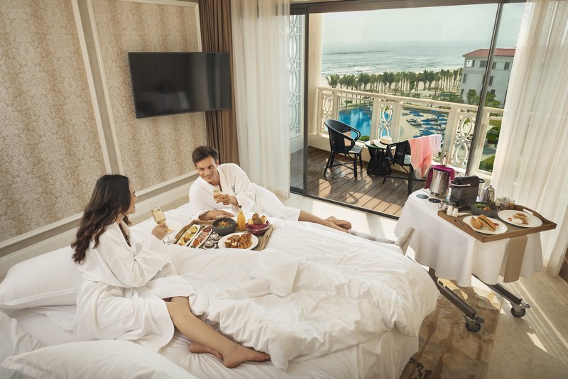 Tạp chí Du lịch Wanderlust Tips Mùa hè rộn ràng với ưu đãi đến 30% giá phòng cùng Sheraton Grand Đà Nẵng