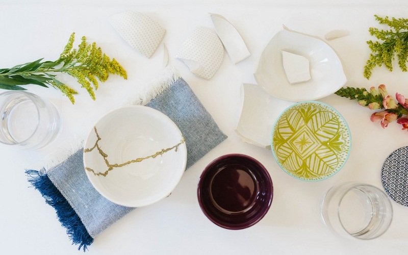 Nghệ thuật Kintsugi: Khi sự nứt vỡ tạo nên giá trị 5 Wanderlust Tips nghe thuat Kintsugi khi su nut vo tao nen gia tri 02 1