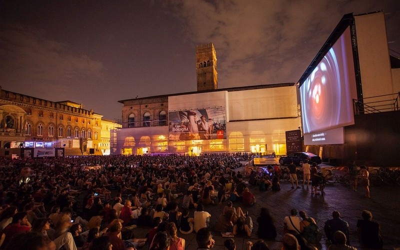 Thưởng thức nghệ thuật thứ 7 tại các rạp chiếu phim ngoài trời tuyệt đẹp Thưởng thức nghệ thuật thứ 7 tại các rạp chiếu phim ngoài trời tuyệt đẹp