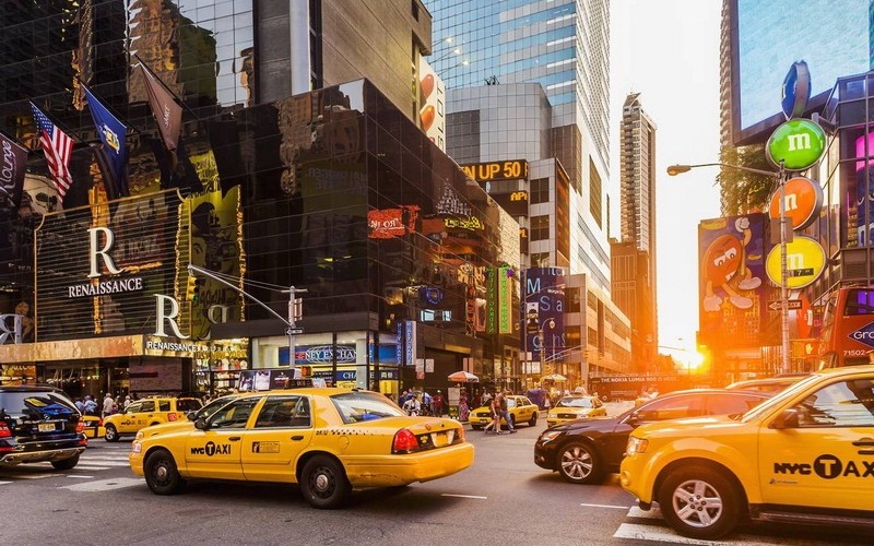 Wanderlust Tips yellow cab bieu tuong dac trung tren duong pho new york 02 1