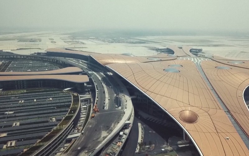 Tạp chí Du lịch Wanderlust Tips | Choáng ngợp với siêu sân bay Bắc Kinh Đại Hưng lớn nhất thế giới