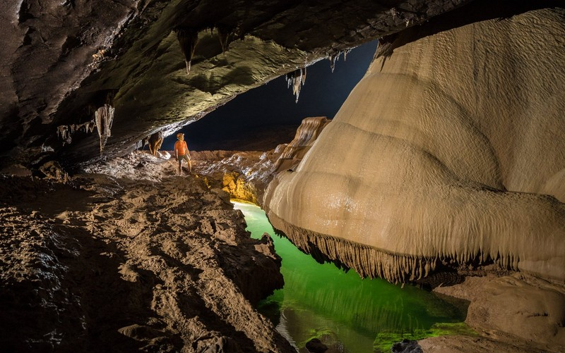 Động Thiên Đường: Hang động tráng lệ bậc nhất châu Á