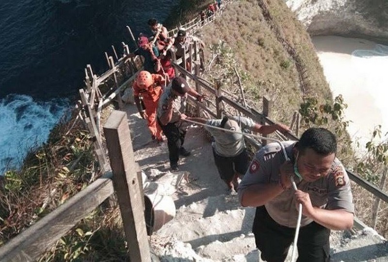 Tạp chí Du lịch Wanderlust Tips | Du khách Việt thiệt mạng do sóng cuốn tại Bali