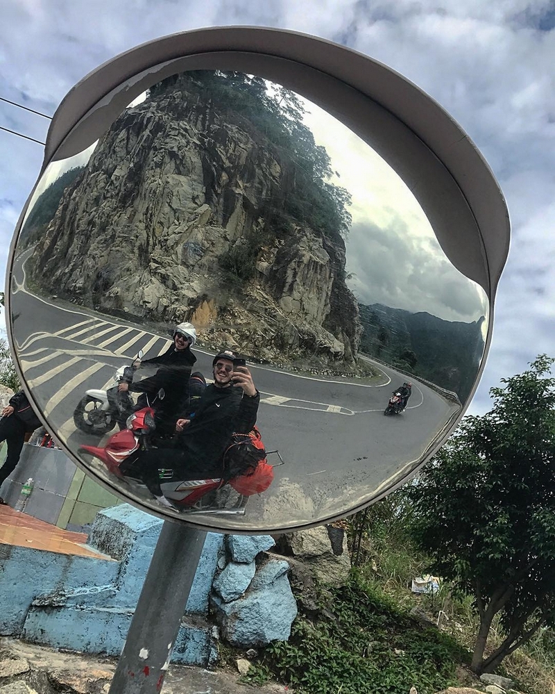 Tạp chí Du lịch Wanderlust Tips | Ghi dấu tuổi trẻ ở những cung đường đèo ấn tượng dọc Việt Nam