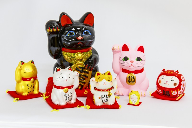 Chuyện chú mèo may mắn Maneki Neko ở Nhật Bản 7 tạp chí wanderlust tips mèo may mắn ở Nhật Bản