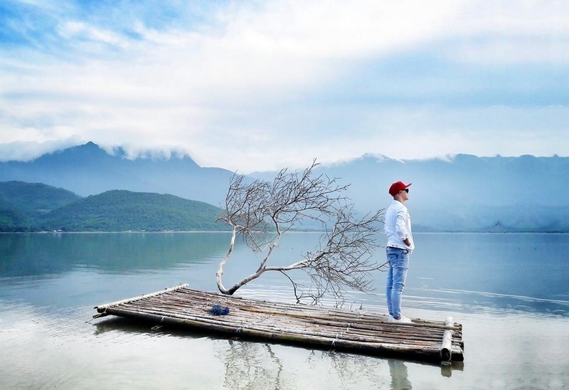 wanderlust tips mot phut lang long cam nhan ve dep dam lap an xu hue 2