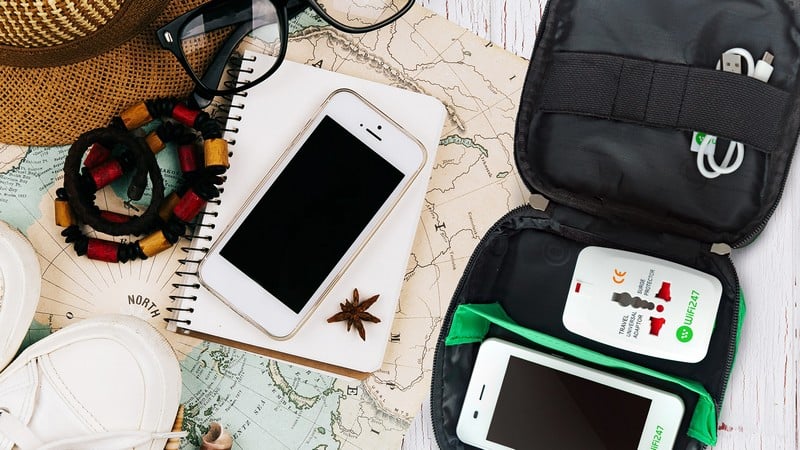 Mẹo hữu ích để tiết kiệm chi phí Internet khi đi du lịch 9 Wanderlust Tips bo tui nhung meo co ban de tiet kiem chi phi internet khi di du lich nuoc ngoai 04