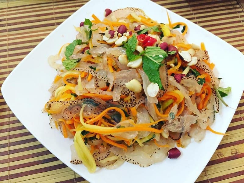 Wanderlust Tips cac mon goi viet nam 10