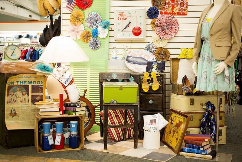 Độc đáo cửa hàng hành lý thất lạc duy nhất trên thế giới 7 Tạp chí Du lịch Wanderlust Tips Unclaimed Baggage Center: Cửa hàng hành lý thất lạc độc đáo