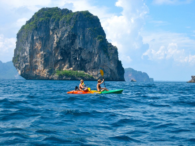 Tạp chí Du lịch Wanderlust Tips Du lịch Railay, Thái Lan: Tận hưởng kỳ nghỉ tại thiên đường nhiệt đới