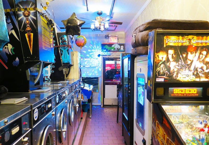 Ghé thăm những quán bar ẩn mình độc đáo 9 Tạp chí Du lịch Wanderlust Tips Ghé thăm những quán bar ẩn mình vòng quanh thế giới