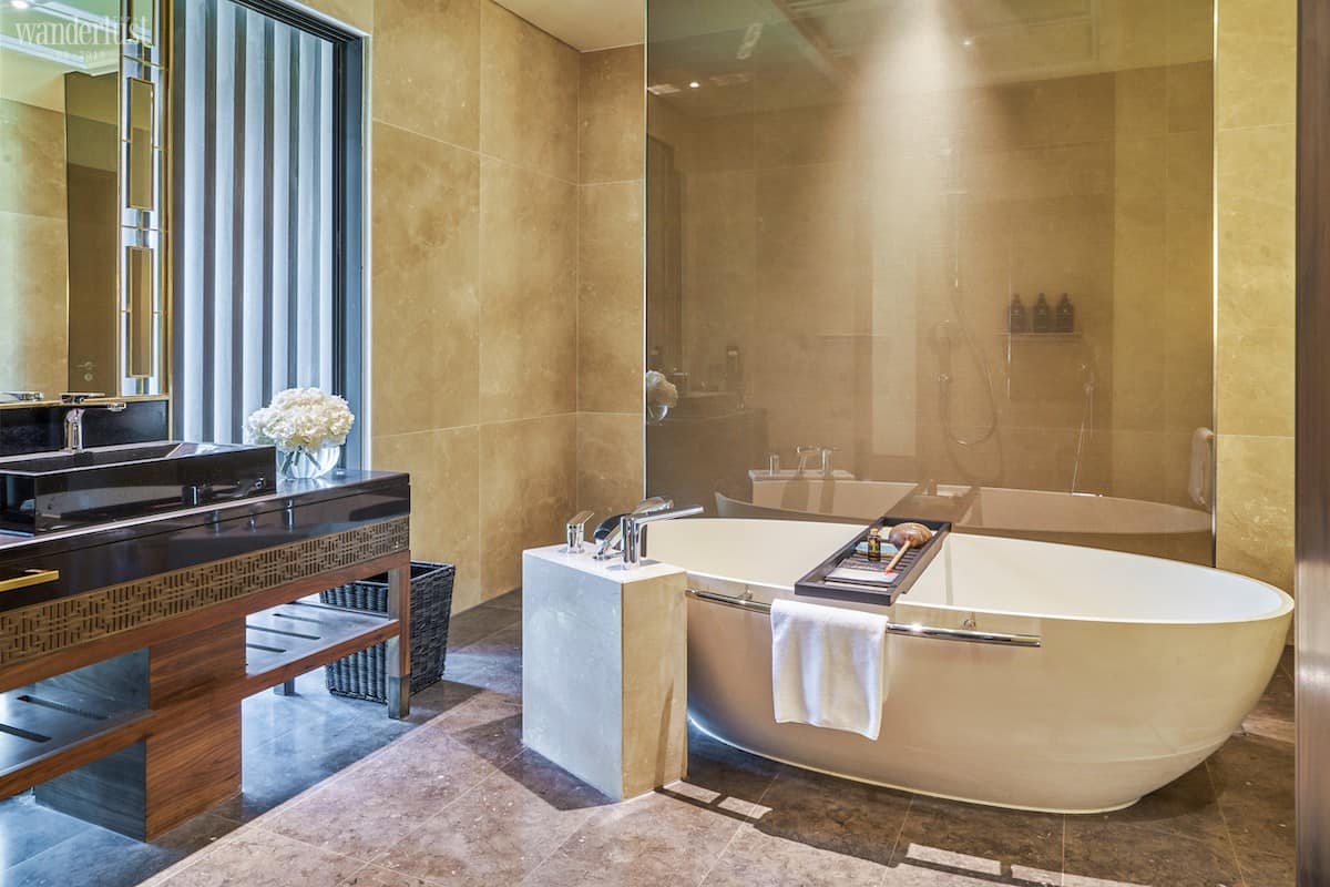 Kiệt tác biệt thự bên hồ sen tại InterContinental Phu Quoc Long Beach Resort 7 Wanderlust Tips ngo ngang kiet tac biet thu ben ho sen tai intercontinental phu quoc long beach resort 01