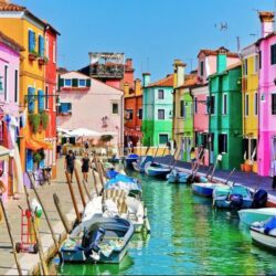 Wanderlust Tips nhung dieu khong duoc phep lam khi du lich venice y 02 e1565160019390