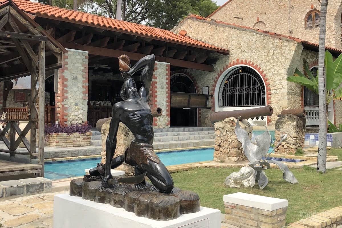 Tạp chí Du lịch Wanderlust Tips Những điều tuyệt vời ở Haiti - khám phá