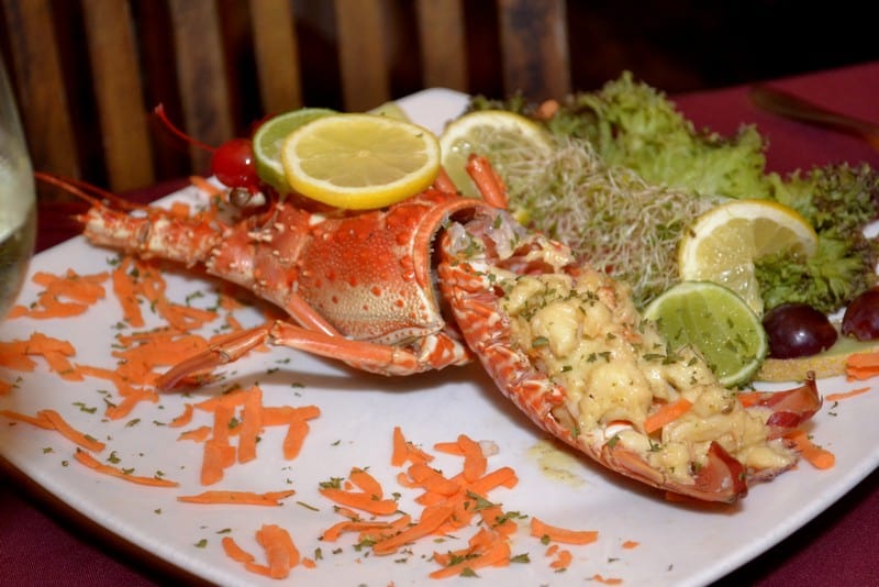 Wanderlust Tips nhung mon an nhat dinh phai thu khi du lich curacao 04