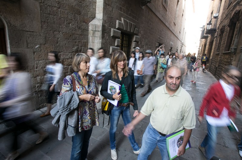 Tạp chí Du lịch Wanderlust Tips Những tour du lịch đặc biệt được hướng dẫn bởi người vô gia cư