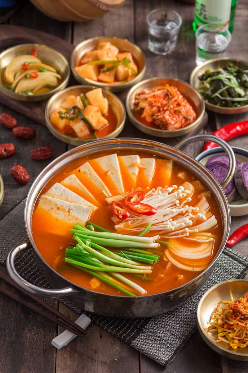 Thưởng thức những hương vị lẩu đặc trưng của châu Á 8 Tạp chí Du lịch Wanderlust Tips Thưởng thức những hương vị lẩu đặc trưng của châu Á