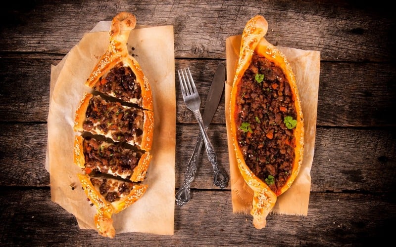 Wanderlust Tips thuong thuc mon banh pizza tho nhi ky 05