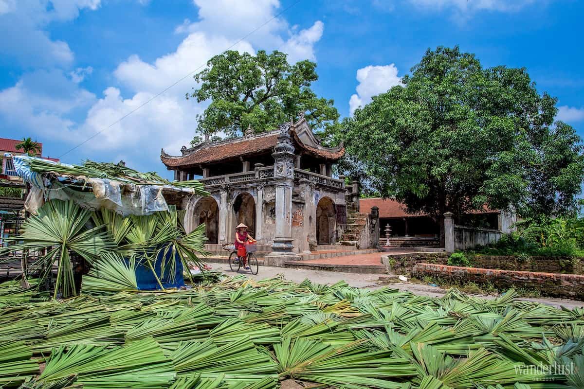 Tạp chí Du lịch Wanderlust Tips Về làng chuông nghe nón kể chuyện