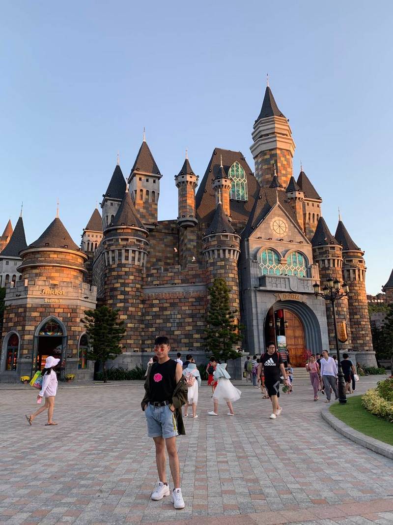 Tạp chí Du lịch Wanderlust Tips | Chàng diễn viên múa 9X ghi dấu ấn tuổi trẻ với đam mê xê dịch