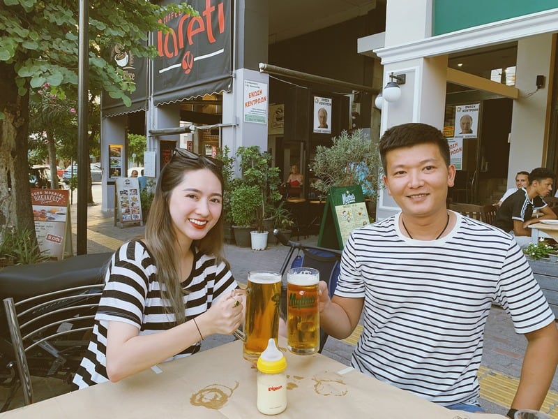 Hành trình du lịch gia đình đáng nhớ tới hòn đảo thiên đường Santorini 12 Tạp chí Du lịch Wanderlust Tips | Ghé thăm Hy Lạp cùng gia đình nhỏ ở hòn đảo thiên đường Santorini