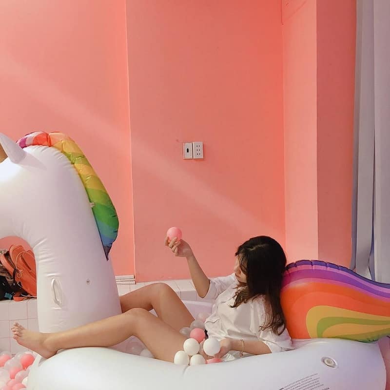 wanderlust tips diem danh nhung quan ca phe mau hong xinh xan o sai gon 13