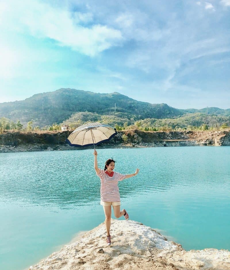 Tạp chí Du lịch Wanderlust Tips | Hồ Đá Xanh: Tuyệt tình cốc phiên bản Vũng Tàu