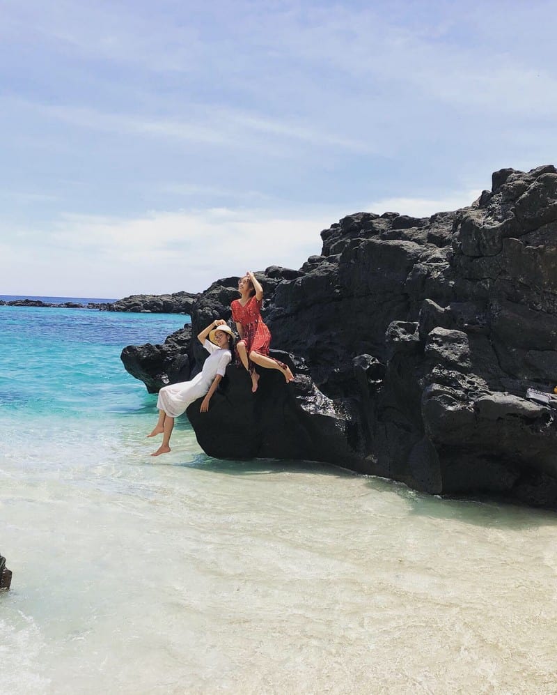 Tạp chí Du lịch Wanderlust Tips | Hội bạn thân kỷ niệm 10 năm bằng chuyến đi Lý Sơn