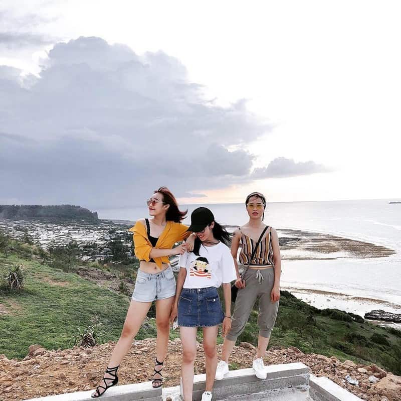 wanderlust tips hoi ban than ky niem 10 nam bang chuyen di ly son 7